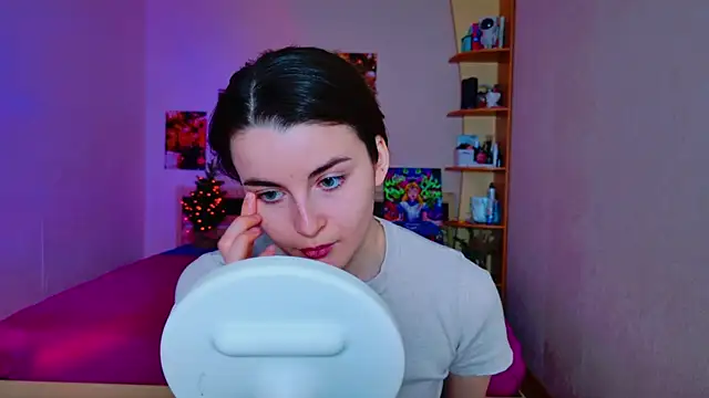 Miss Arwen online show from 01.23.25