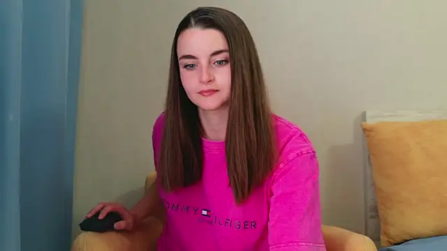 Snapshot of Miss_Arwen chatting on 04.22.26 Miss Arwen online show from 04.22.26