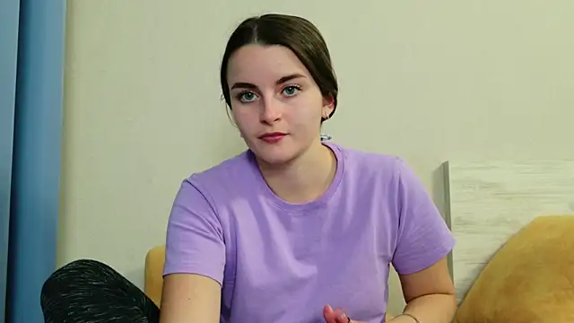 Snapshot of Miss_Arwen chatting on 04.25.26 Miss Arwen online show from 04.25.26