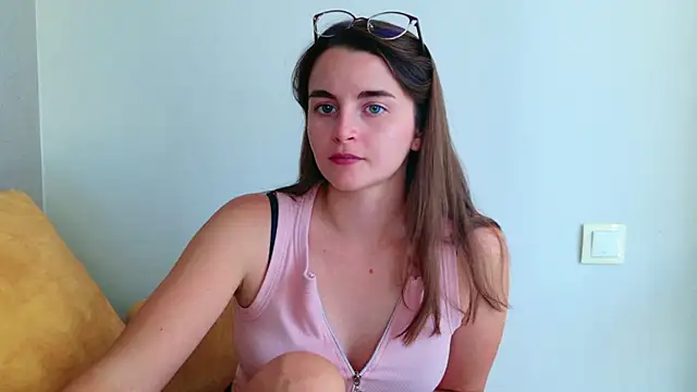 Miss Arwen online show from 07.21.26