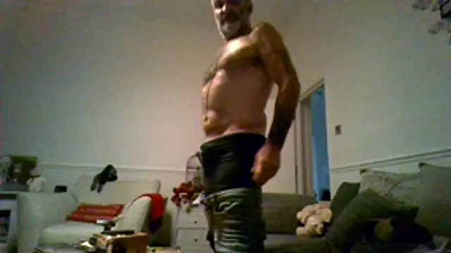 Snapshot of Shyboy817 chatting on 12.03.25 Shyboy817 online show from 12.03.25