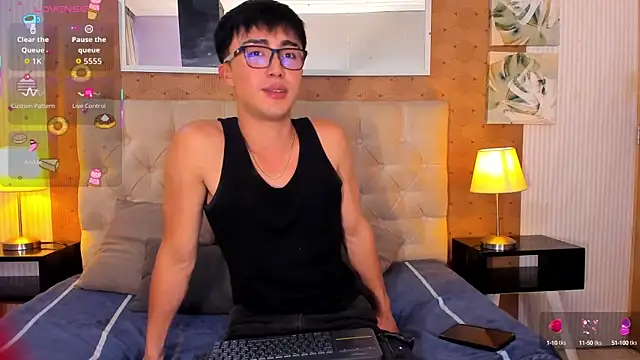 santi-fabulous online show from 09.29.25