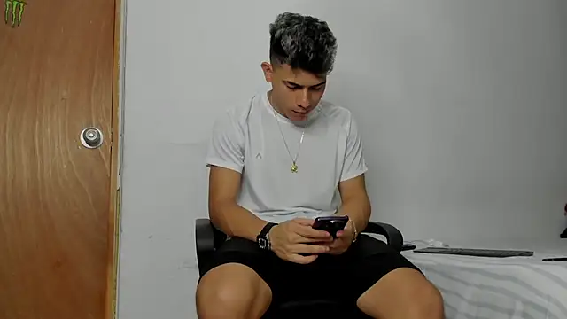 andrew rose  online show from 02.19.26