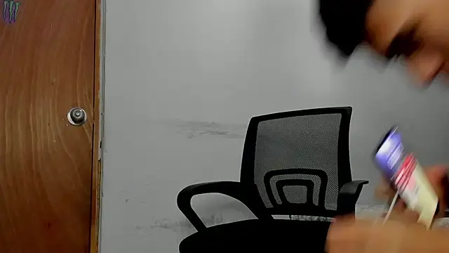 andrew rose  online show from 04.17.26