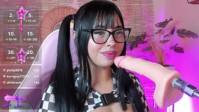 Jena nicols online show from 02.04.25