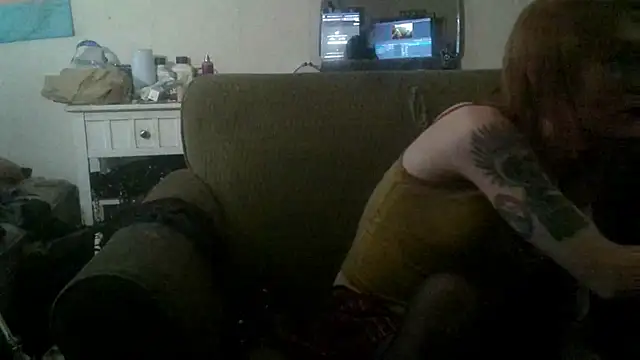 Heavenly Creature333 online show from 10.29.25