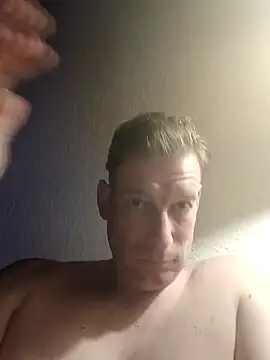 MArciQuarky online show from 03.12.25