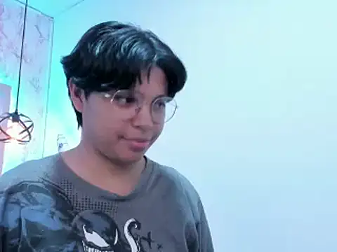 Emmapark  online show from 02.22.25