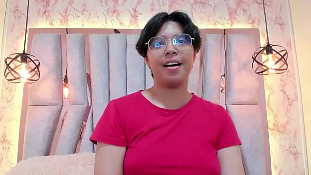 Emmapark  online show from 03.02.25