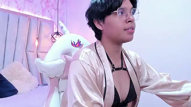 Emmapark  online show from 03.11.25