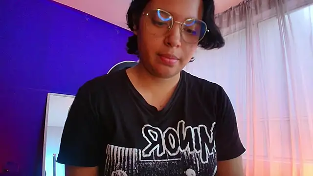 Emmapark  online show from 01.31.26