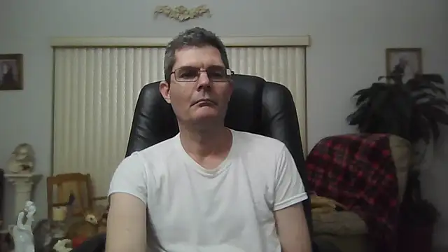 Snapshot of Copfiremen4566 chatting on 02.09.26 Copfiremen4566 online show from 02.09.26