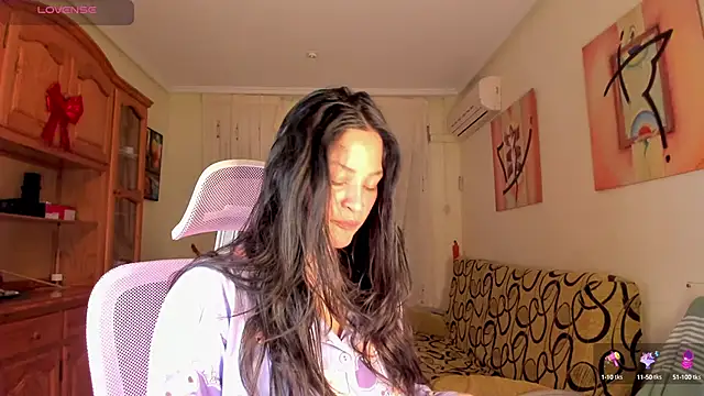 bella apont online show from 02.17.25