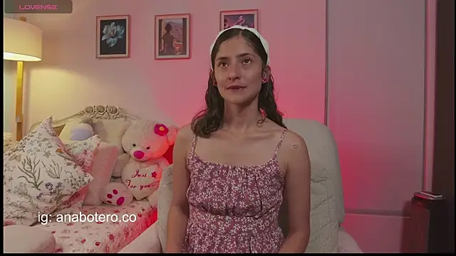 Snapshot of KittyAna chatting on 11.09.25 KittyAna online show from 11.09.25