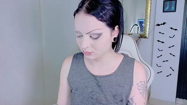 Madison Jackson online show from 05.14.26