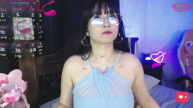 SexyLuna   online show from 02.04.25