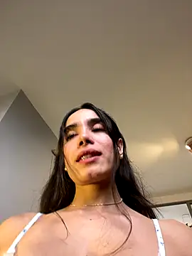 Snapshot of Irish_Collins chatting on 09.25.25 Irish Collins online show from 09.25.25