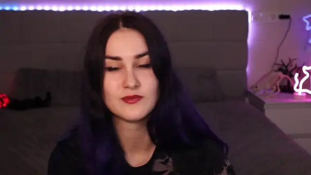 Erotic Synth Goddess online show from 10.05.25