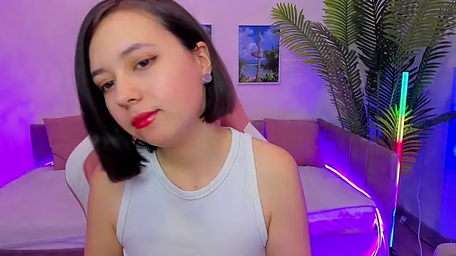 Lina Brownie online show from 02.05.25