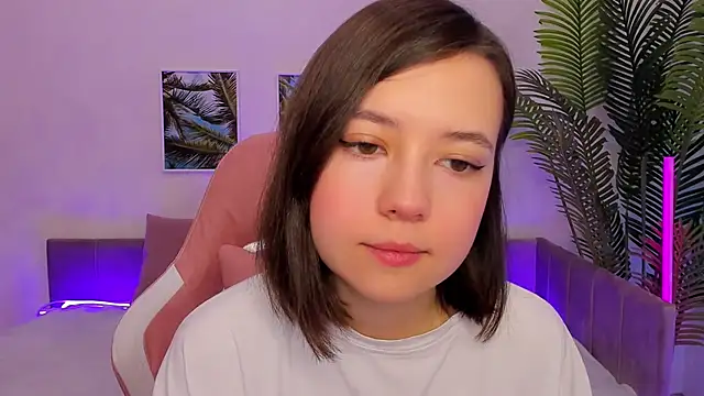 Lina Brownie online show from 03.21.25