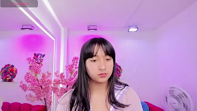 Miss dolly  online show from 02.13.25