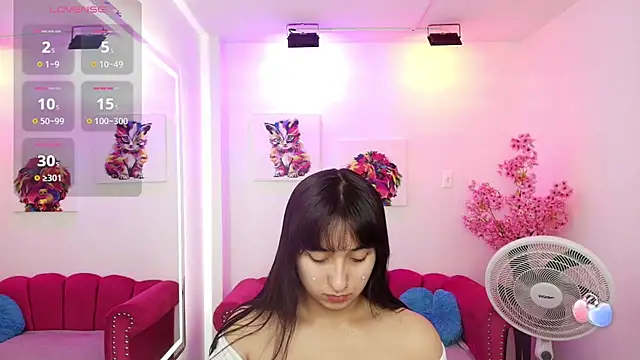 Miss dolly  online show from 09.15.25