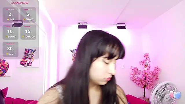 Miss dolly  online show from 10.08.25