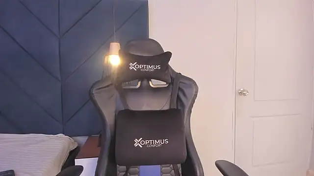 Snapshot of sarita_hills chatting on 01.08.25 sarita hills online show from 01.08.25