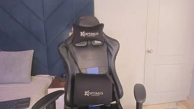 Snapshot of sarita_hills chatting on 02.27.25 sarita hills online show from 02.27.25