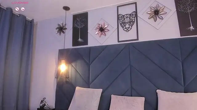 Snapshot of sarita_hills chatting on 03.01.25 sarita hills online show from 03.01.25