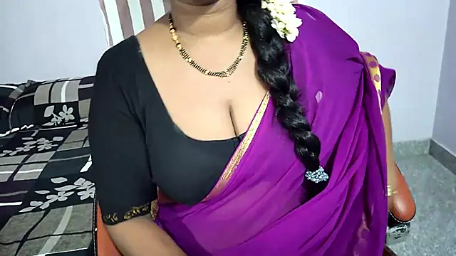 Snapshot of samyukthapuretelugu chatting on 04.04.26 samyukthapuretelugu online show from 04.04.26