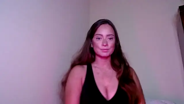 Sophie Raegan online show from 12.13.24