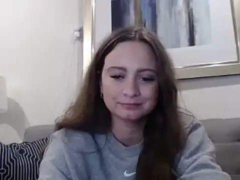 Sophie Raegan online show from 02.14.25