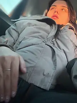 Snapshot of NikaMur chatting on 02.19.25 NikaMur online show from 02.19.25