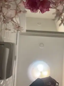 Snapshot of NikaMur chatting on 03.03.25 NikaMur online show from 03.03.25