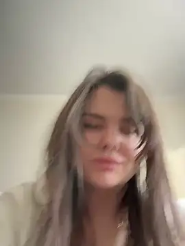 Snapshot of NikaMur chatting on 10.18.25 NikaMur online show from 10.18.25