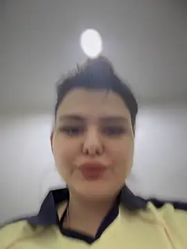 Snapshot of NikaMur chatting on 02.17.26 NikaMur online show from 02.17.26