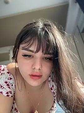 Snapshot of NikaMur chatting on 02.18.26 NikaMur online show from 02.18.26