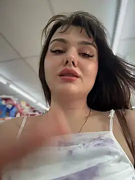 Snapshot of NikaMur chatting on 02.22.26 NikaMur online show from 02.22.26