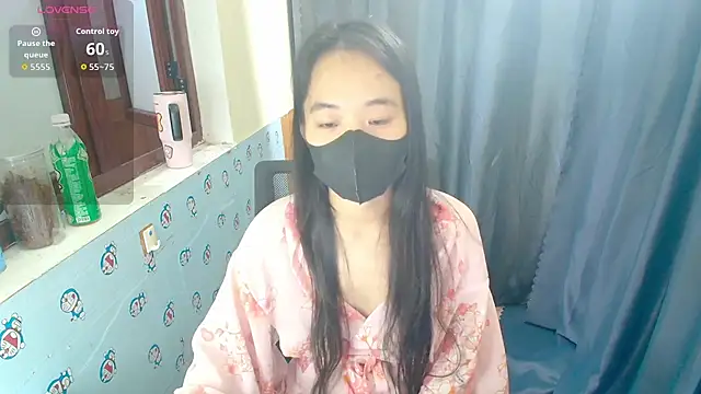 Snapshot of __Saphia__ chatting on 07.10.26 Saphia online show from 07.10.26