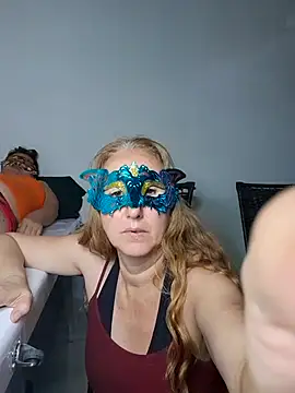 Snapshot of MILEIDE980 chatting on 09.13.25 MILEIDE980 online show from 09.13.25