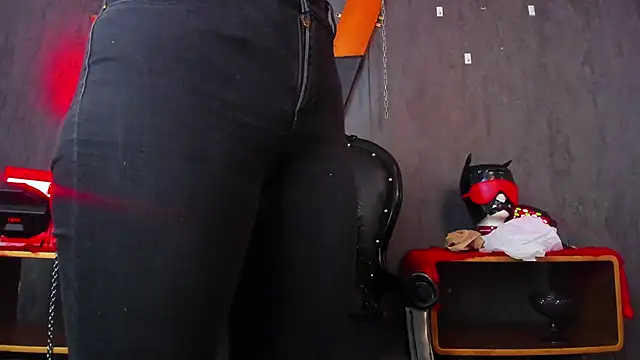 CharlotteScotte online show from 01.21.25