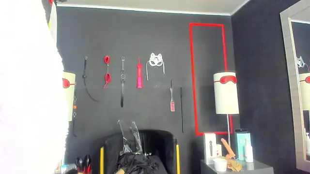 CharlotteScotte online show from 10.16.25