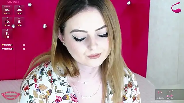 Snapshot of Erryka chatting on 02.08.25 Erryka online show from 02.08.25