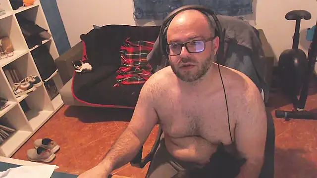 ravingr4d4 online show from 03.04.25