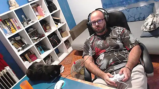 ravingr4d4 online show from 09.22.25