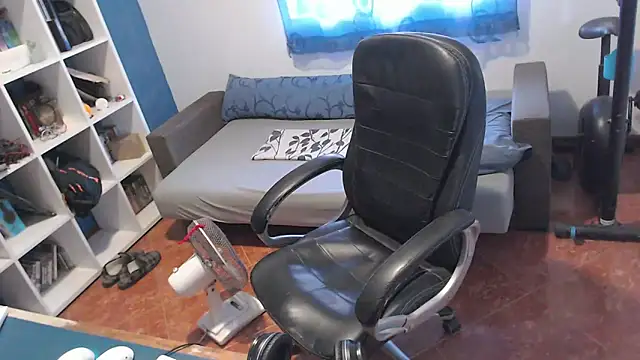 ravingr4d4 online show from 09.25.25