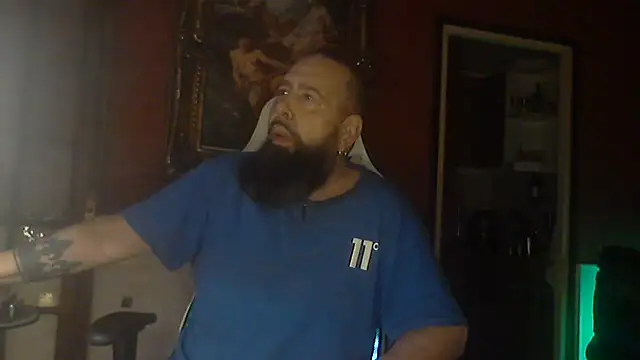 maseurbeardedpig online show from 08.08.26