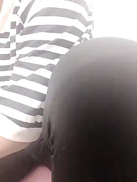 SweetGirl2k2 online show from 02.03.25