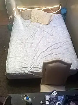 Snapshot of AlphaAlluring69 chatting on 03.27.26 AlphaAlluring69 online show from 03.27.26